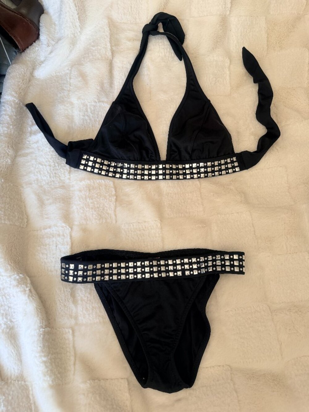 VENUS Black Silver Studded Bikini Set. Like New.  Size Cup C / 6 Bottom